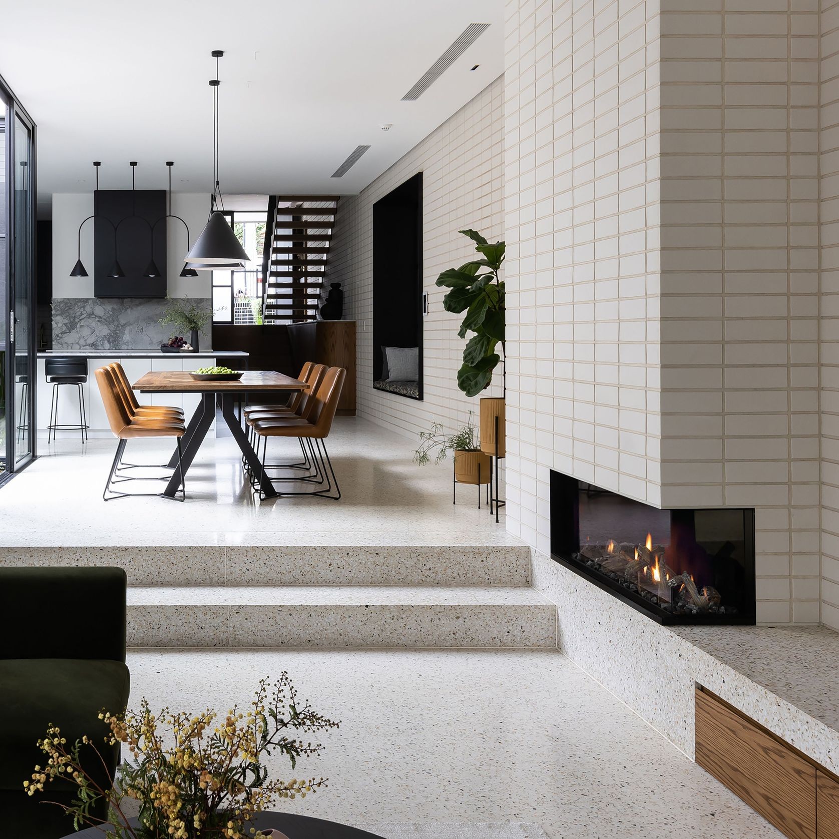 MODE KS1150 Corner Gas Fireplace gallery detail image