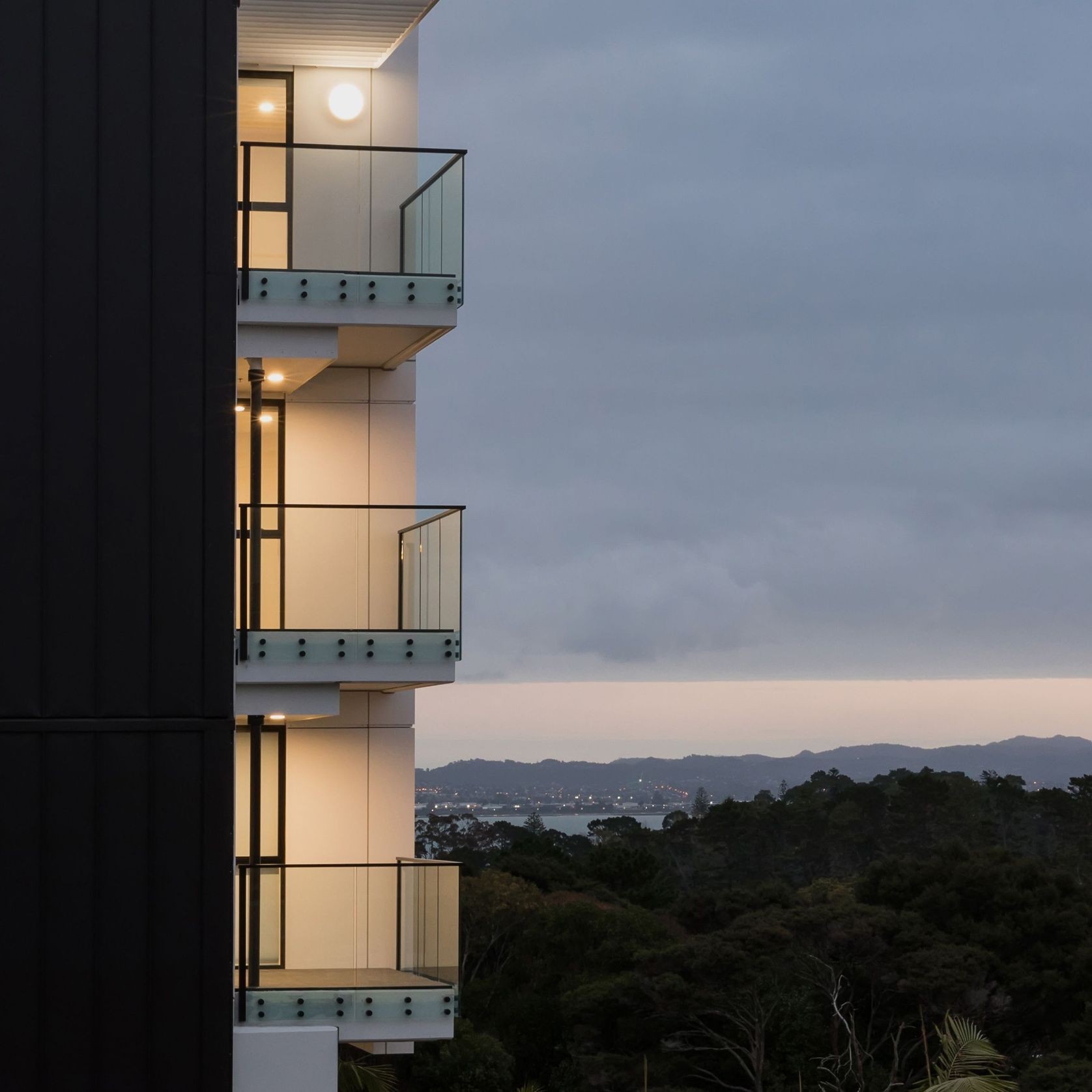 Arena-Points Frameless Glass Balustrade gallery detail image