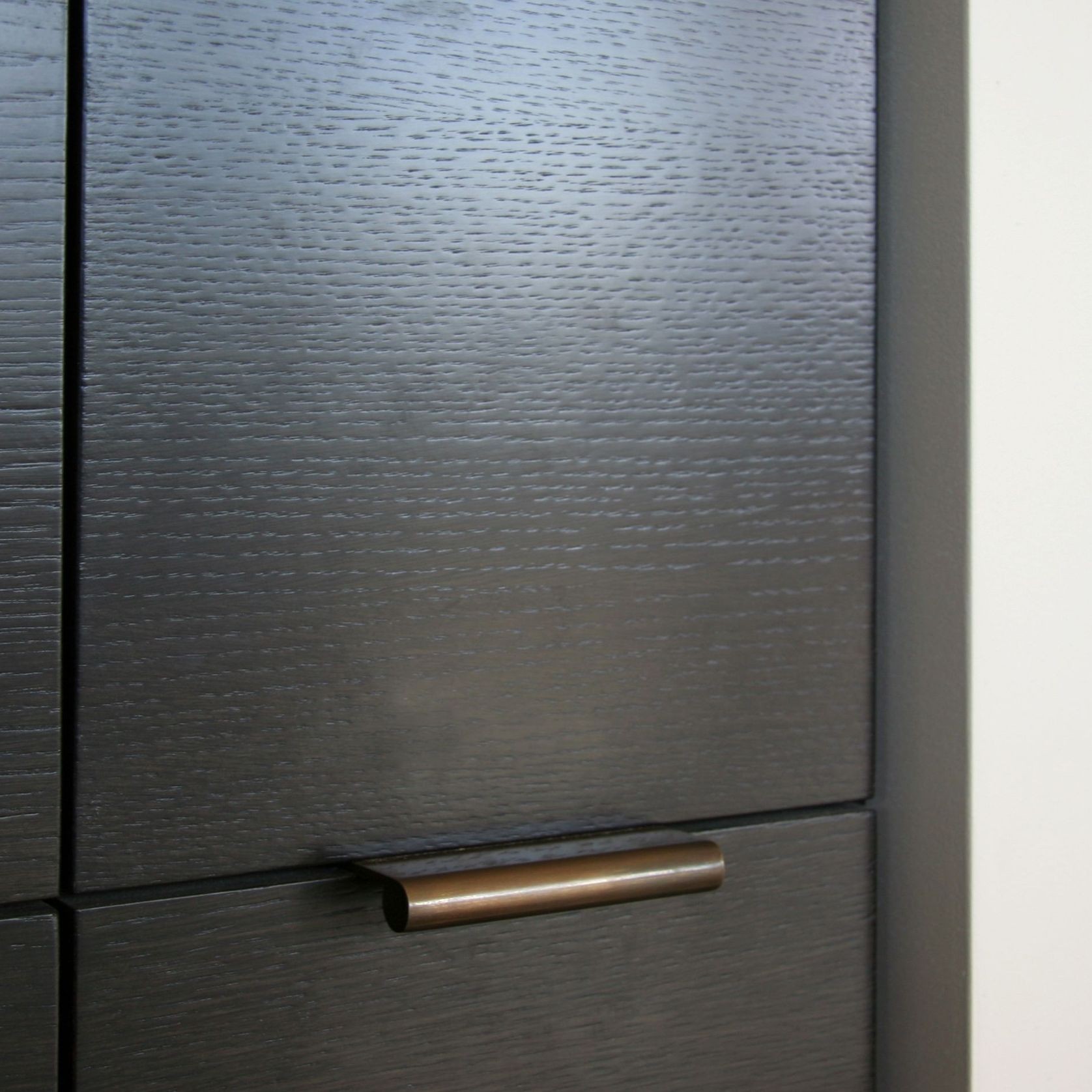 HB390 Series Continuous Drawer Pull gallery detail image