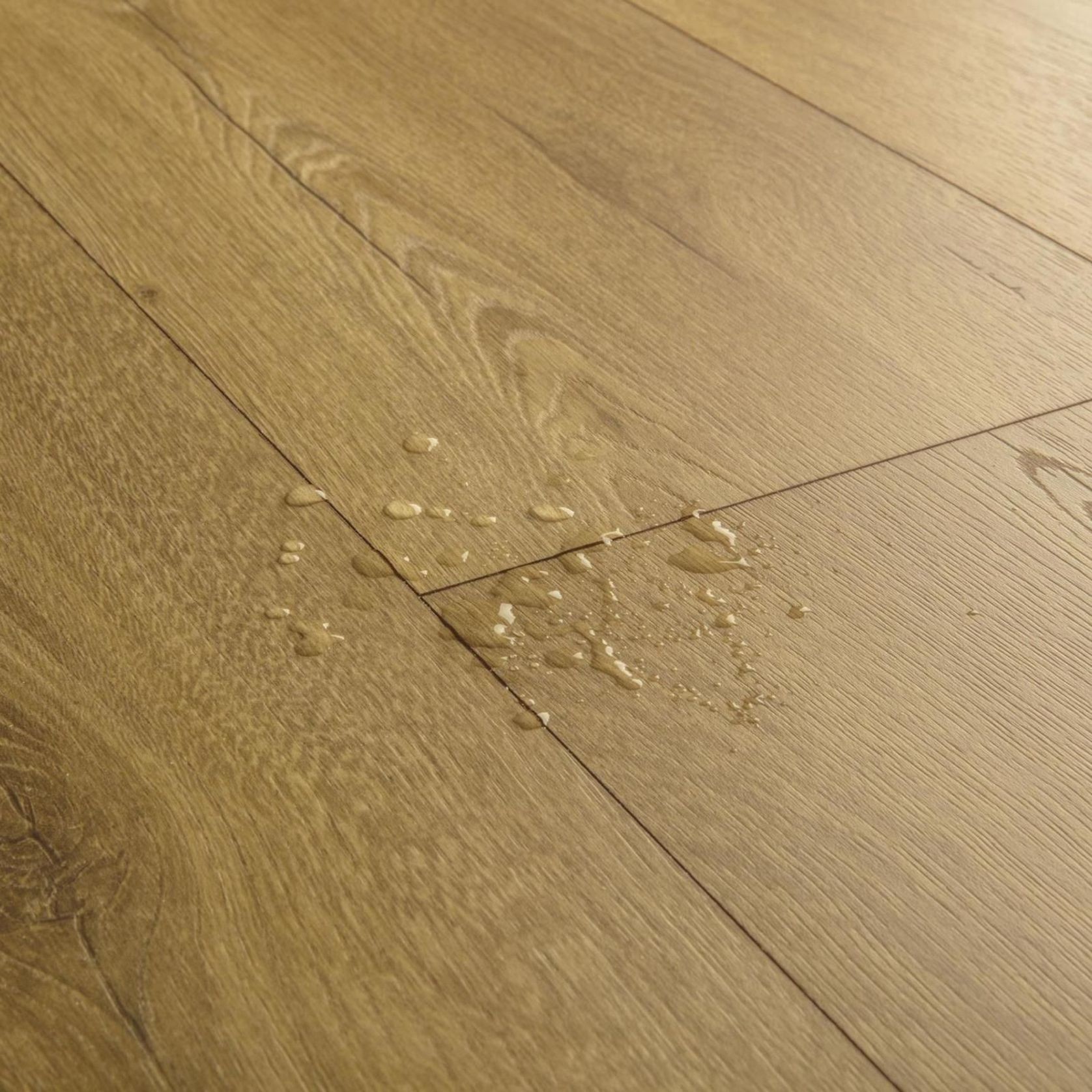 Quick-Step Classic Honey Brown Oak Laminate Flooring gallery detail image