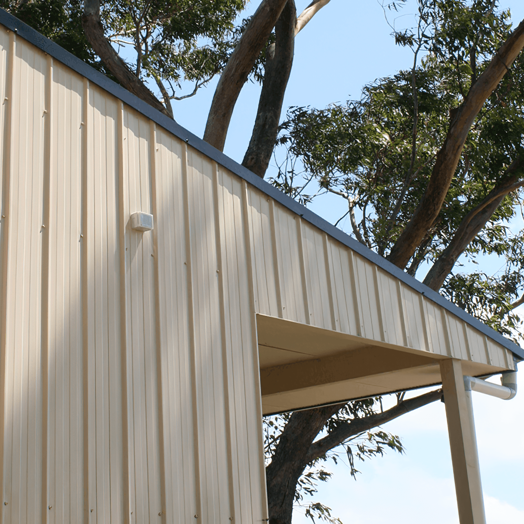 Metroclad® Wide Coverage Steel Walling gallery detail image