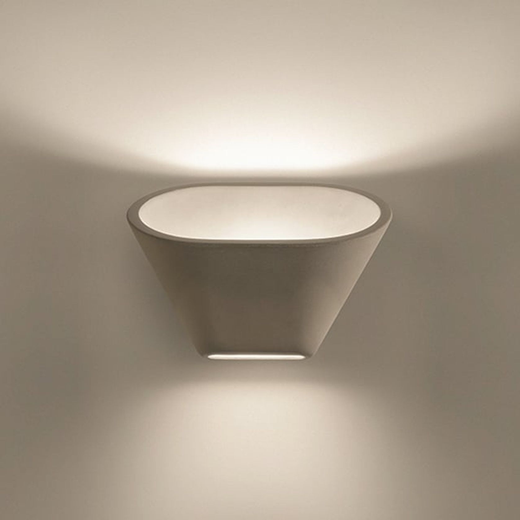 Aplomb Wall Lamp gallery detail image