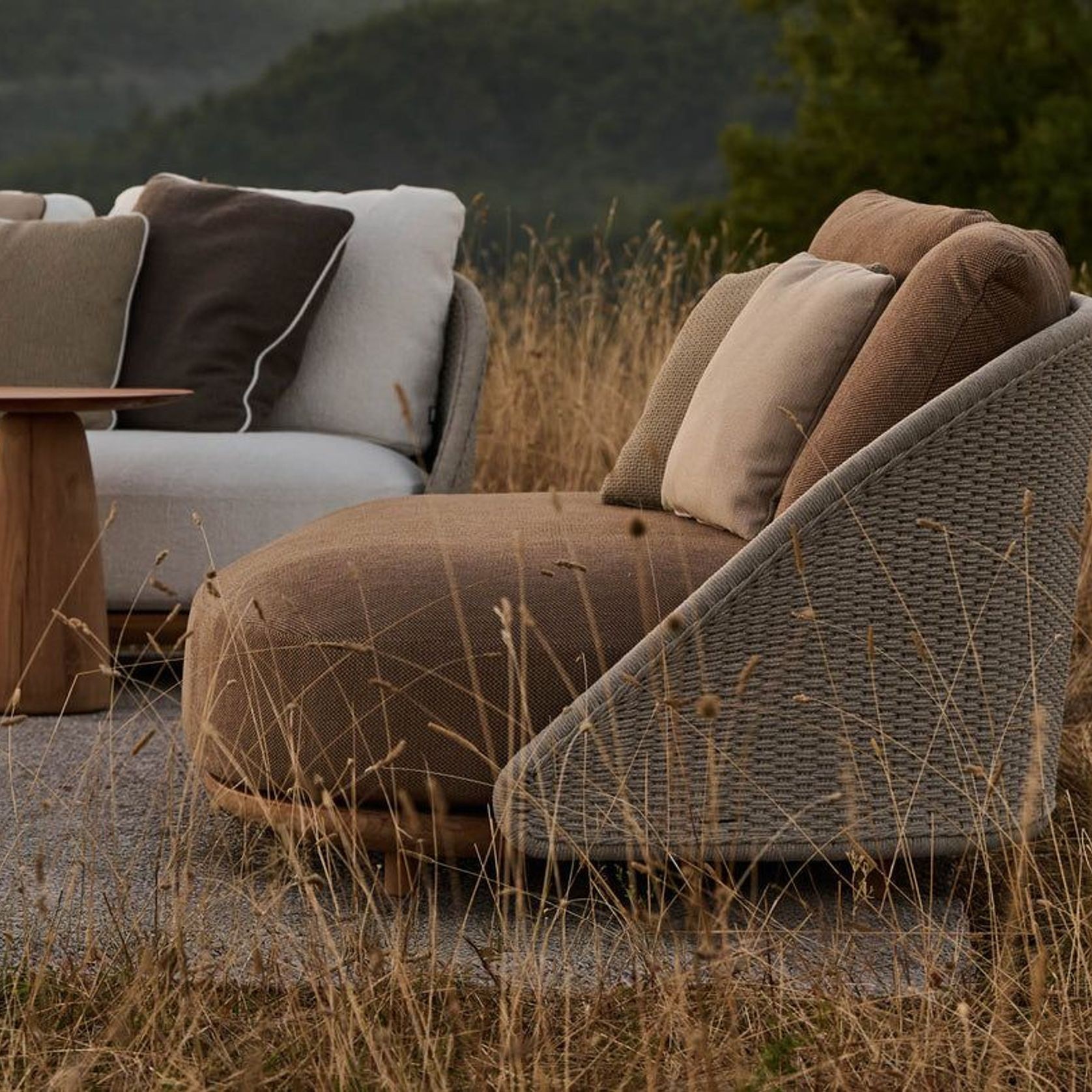 Elio Sofa gallery detail image
