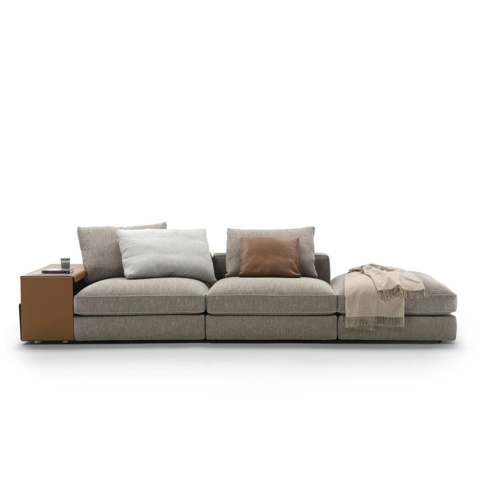 Harper Sofa By Flexform gallery detail image