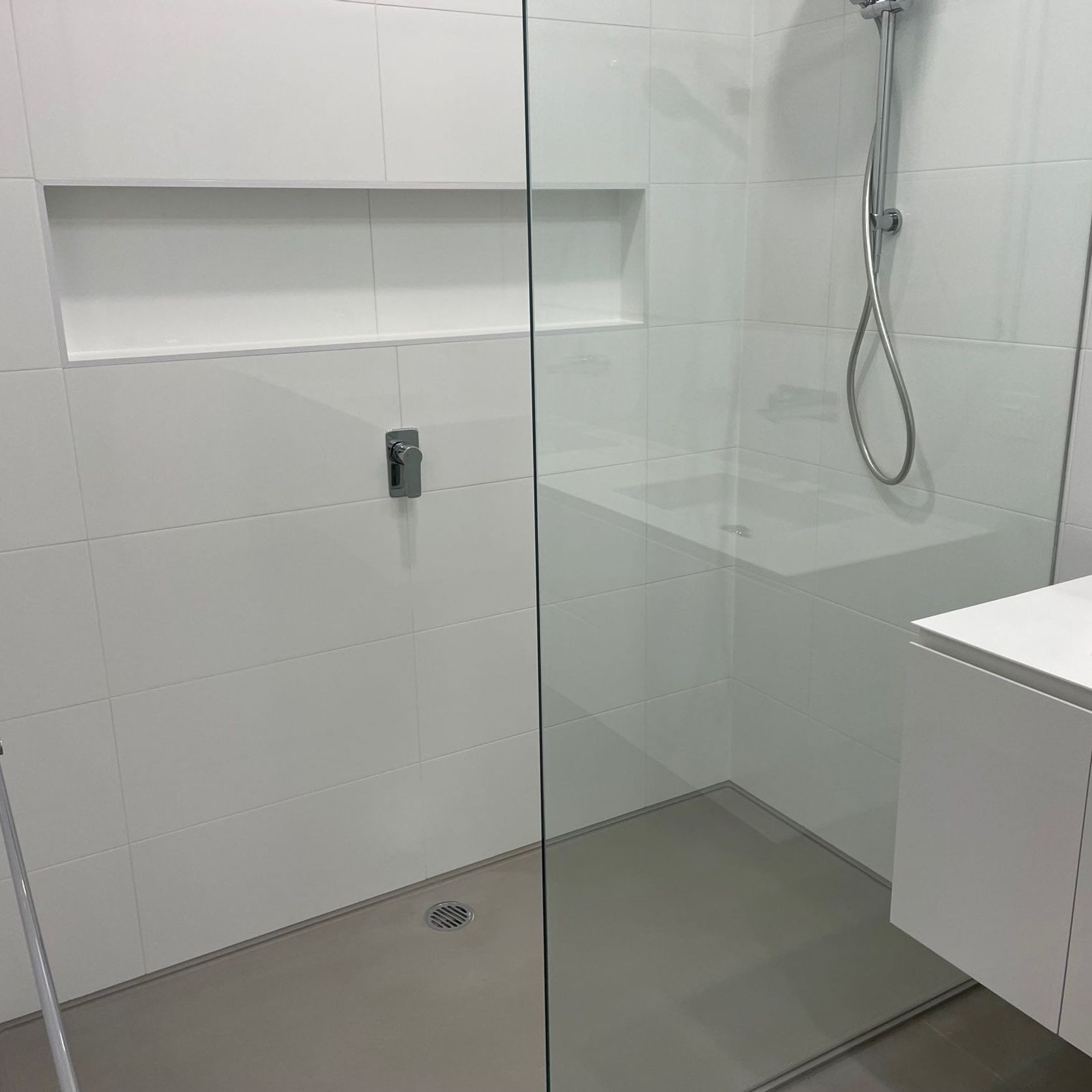 Custom Solid Surface Shower Base | 30 mm gallery detail image