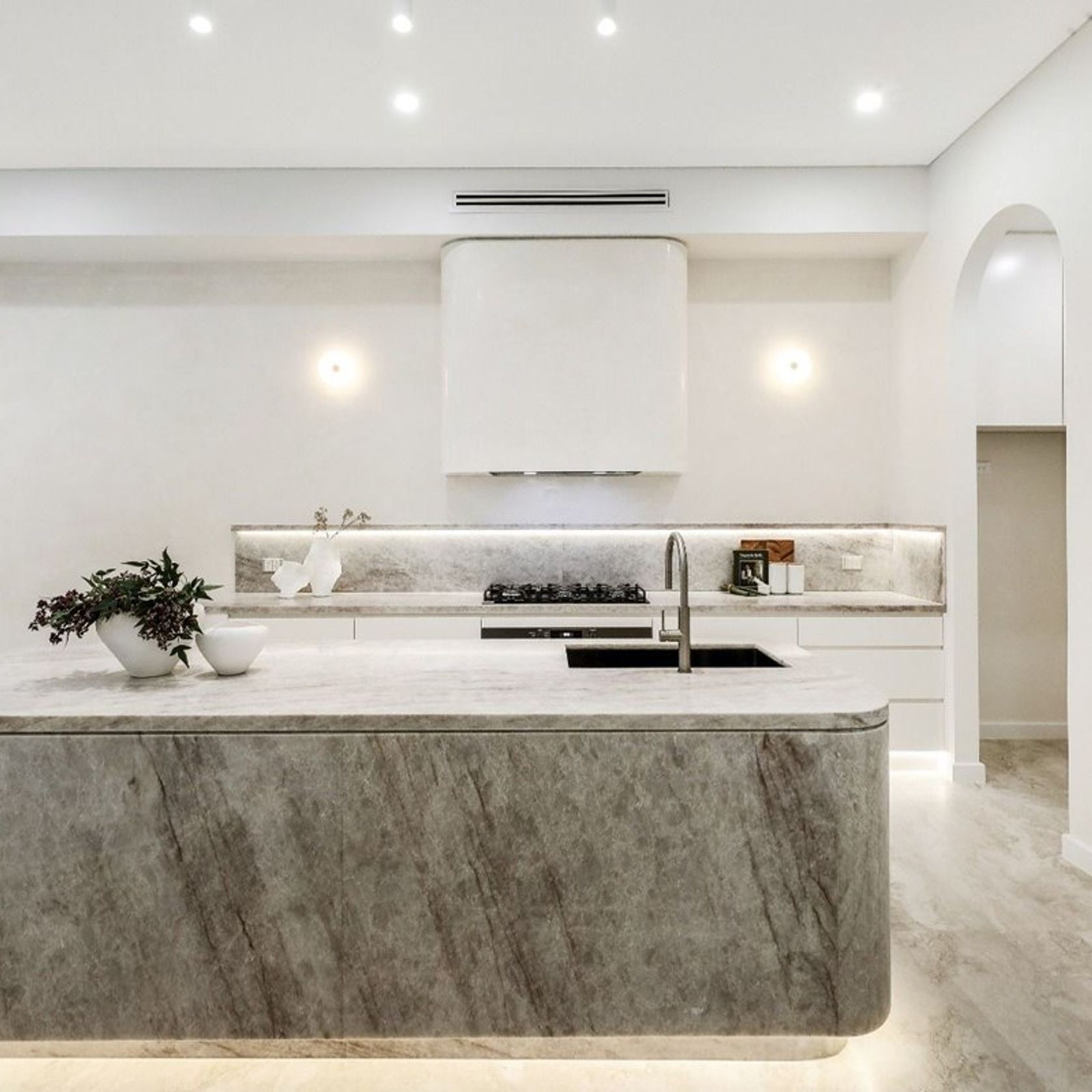 Ivory Perla | Quantum Zero | Luxury gallery detail image