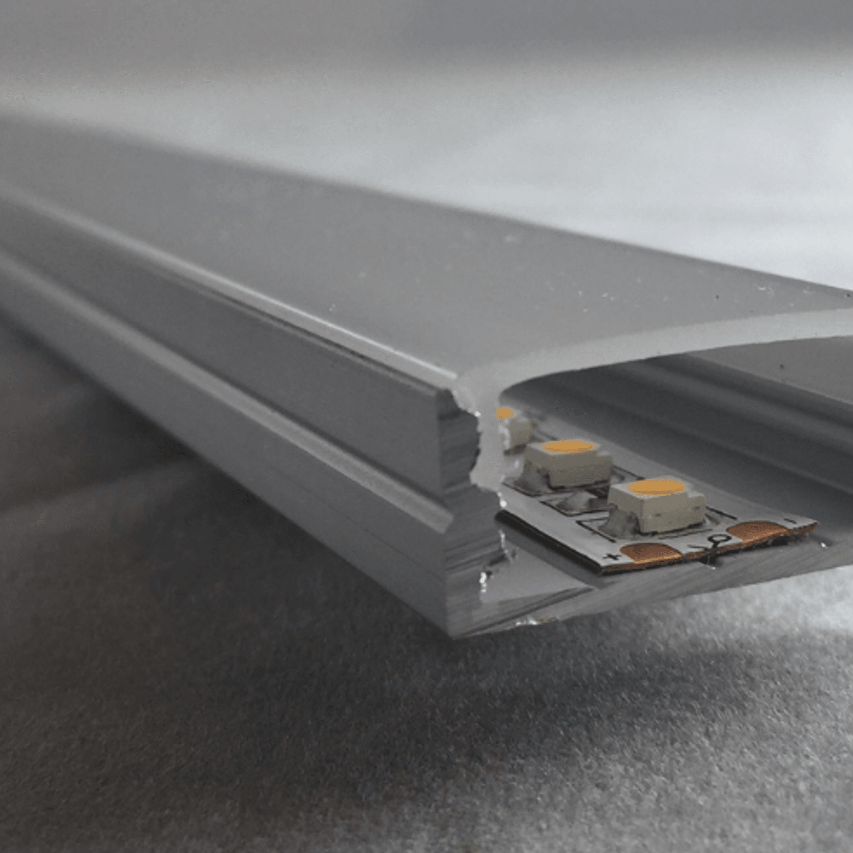 LEN22 gallery detail image