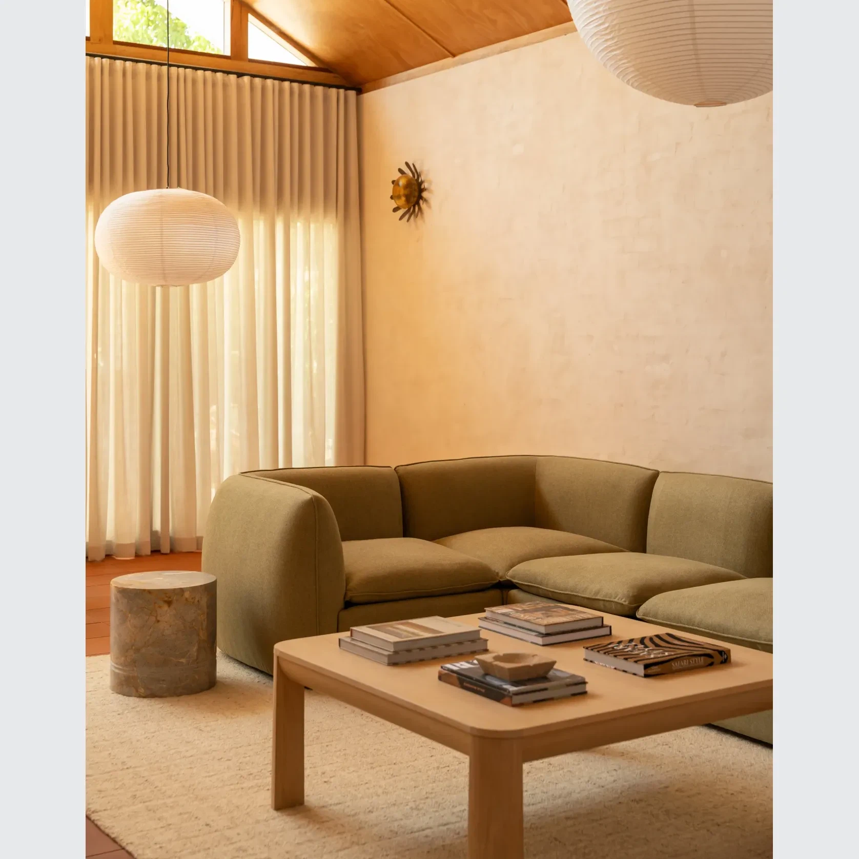 Quart Coffee Table - Oak gallery detail image