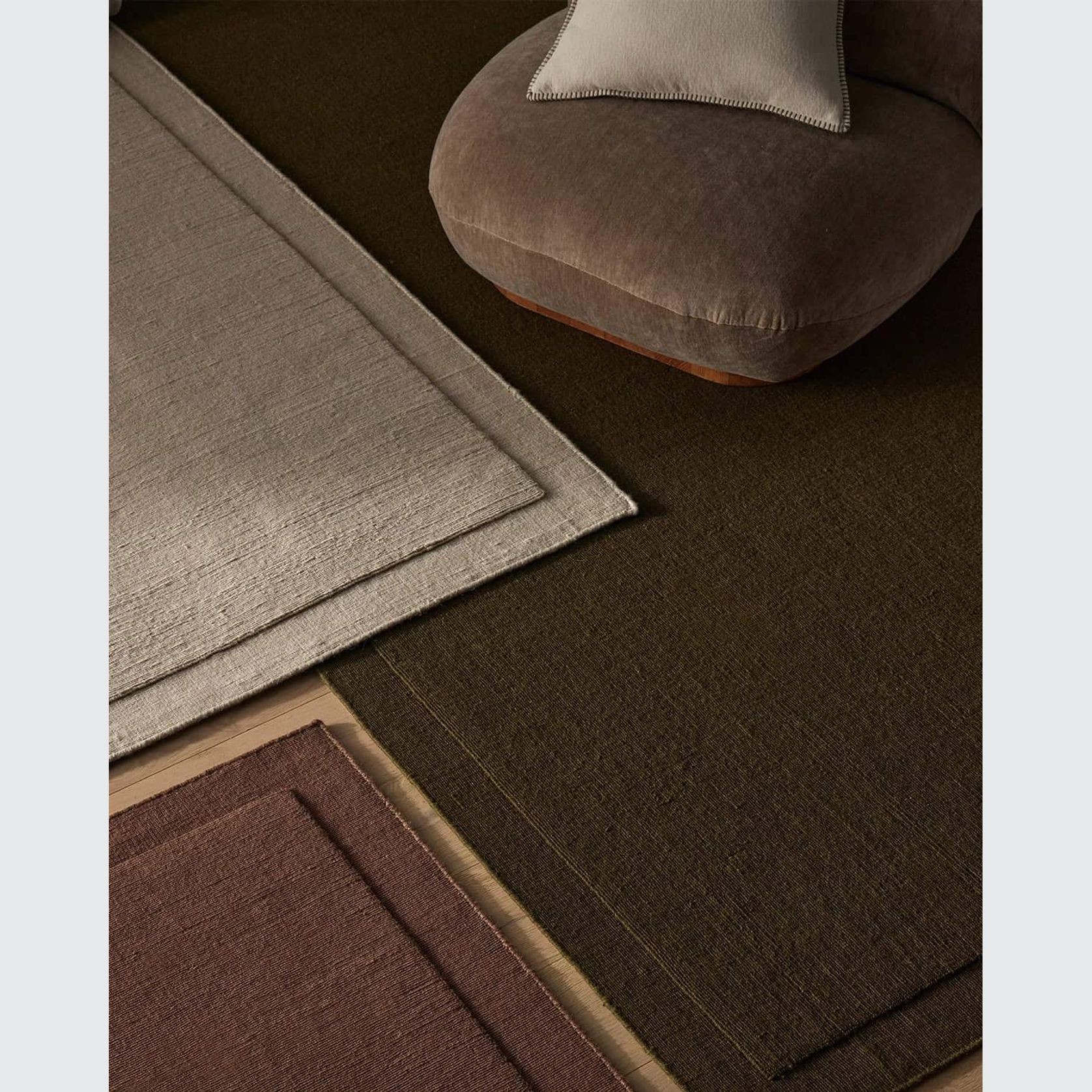 Weave Cassio 100% Wool Rug - Mulberry gallery detail image