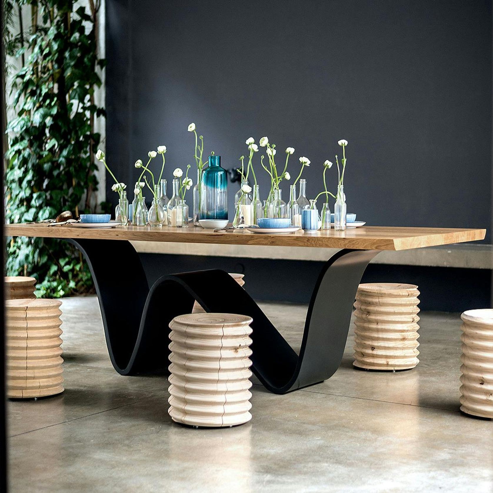 Bree E Onda Dining Table gallery detail image