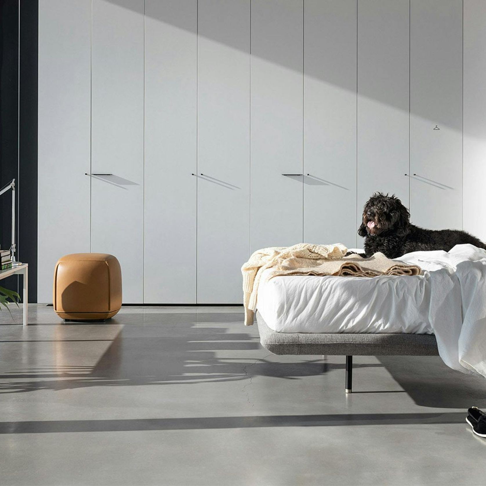 Clapis Bed gallery detail image