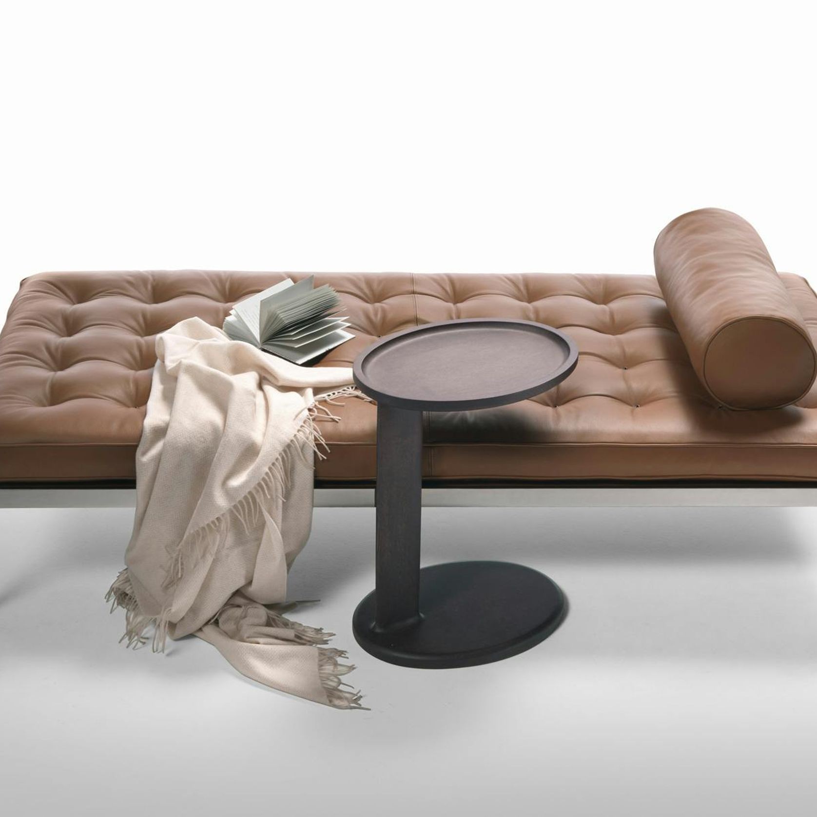 Magi Chaise By Flexform gallery detail image