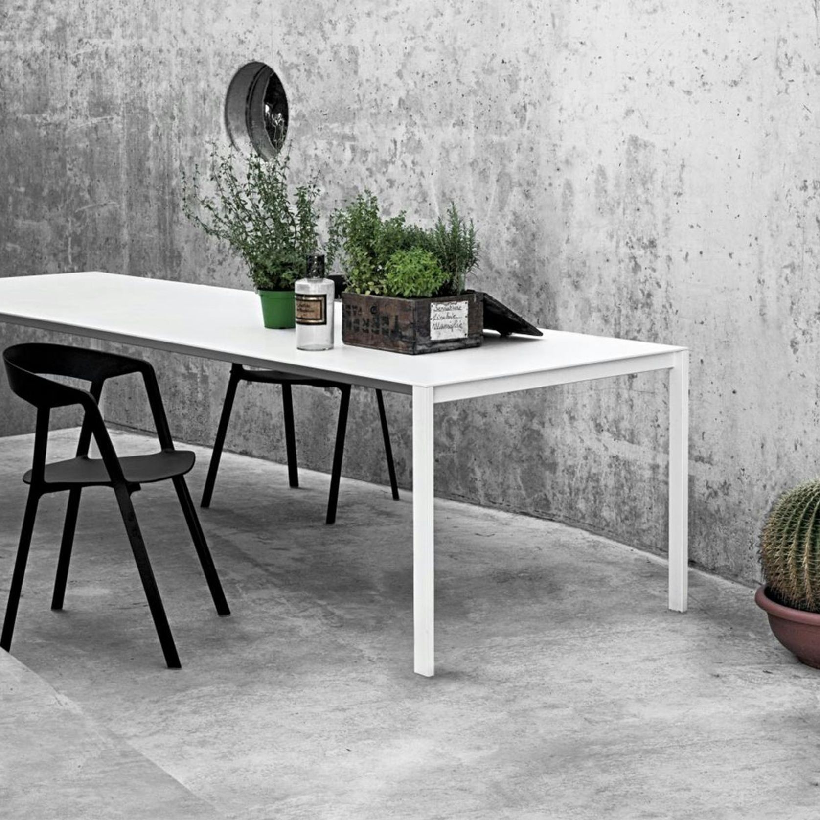Thin-K Table gallery detail image