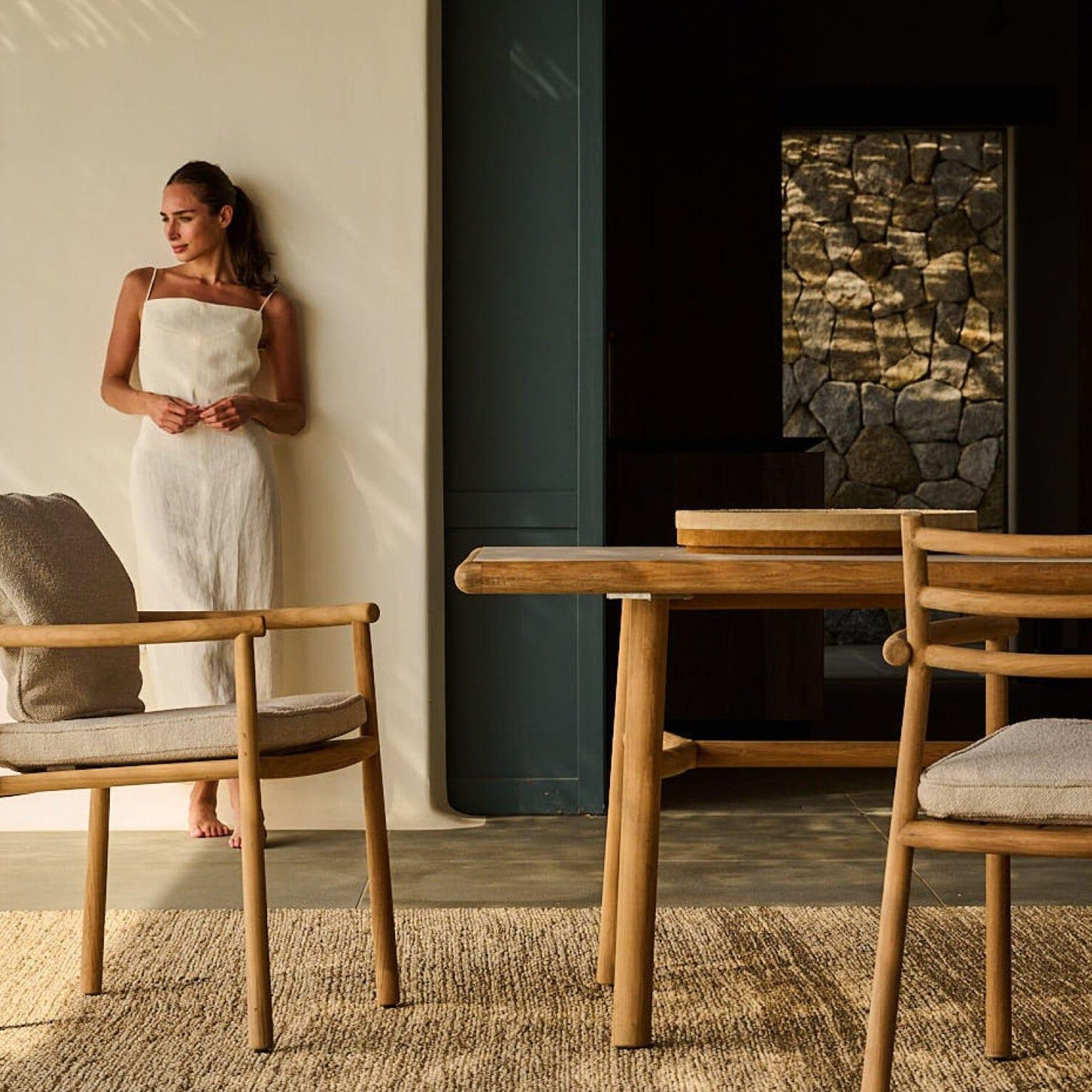 Ukiyo Dining Table gallery detail image