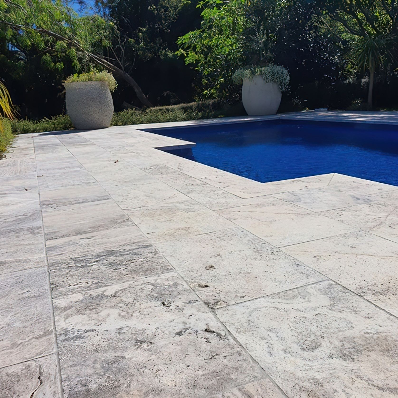 Silver Travertine | Paving gallery detail image