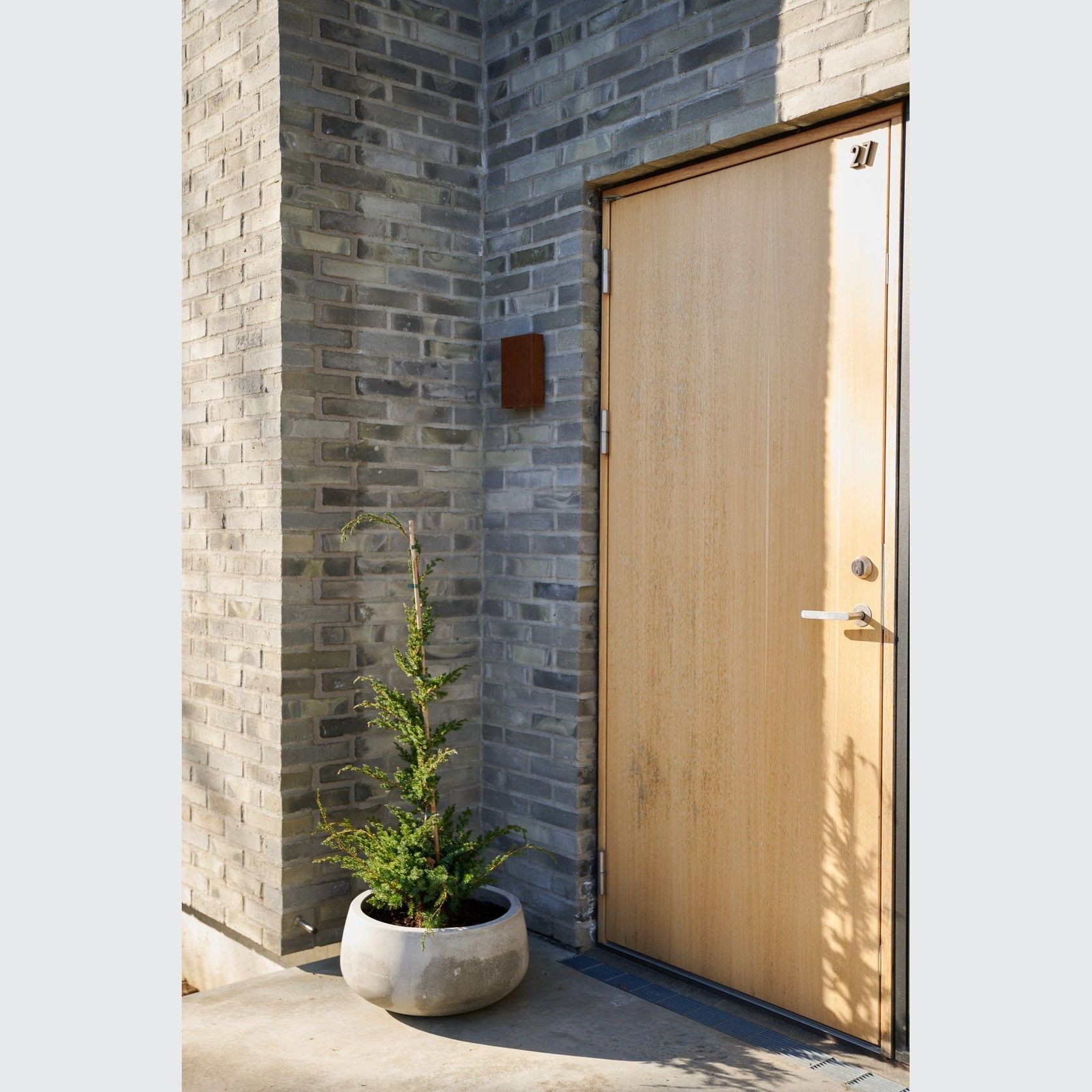 Fold 15 Outdoor Wall Light gallery detail image