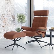 Stressless® London Recliner w/ Adjustable Headrest gallery detail image