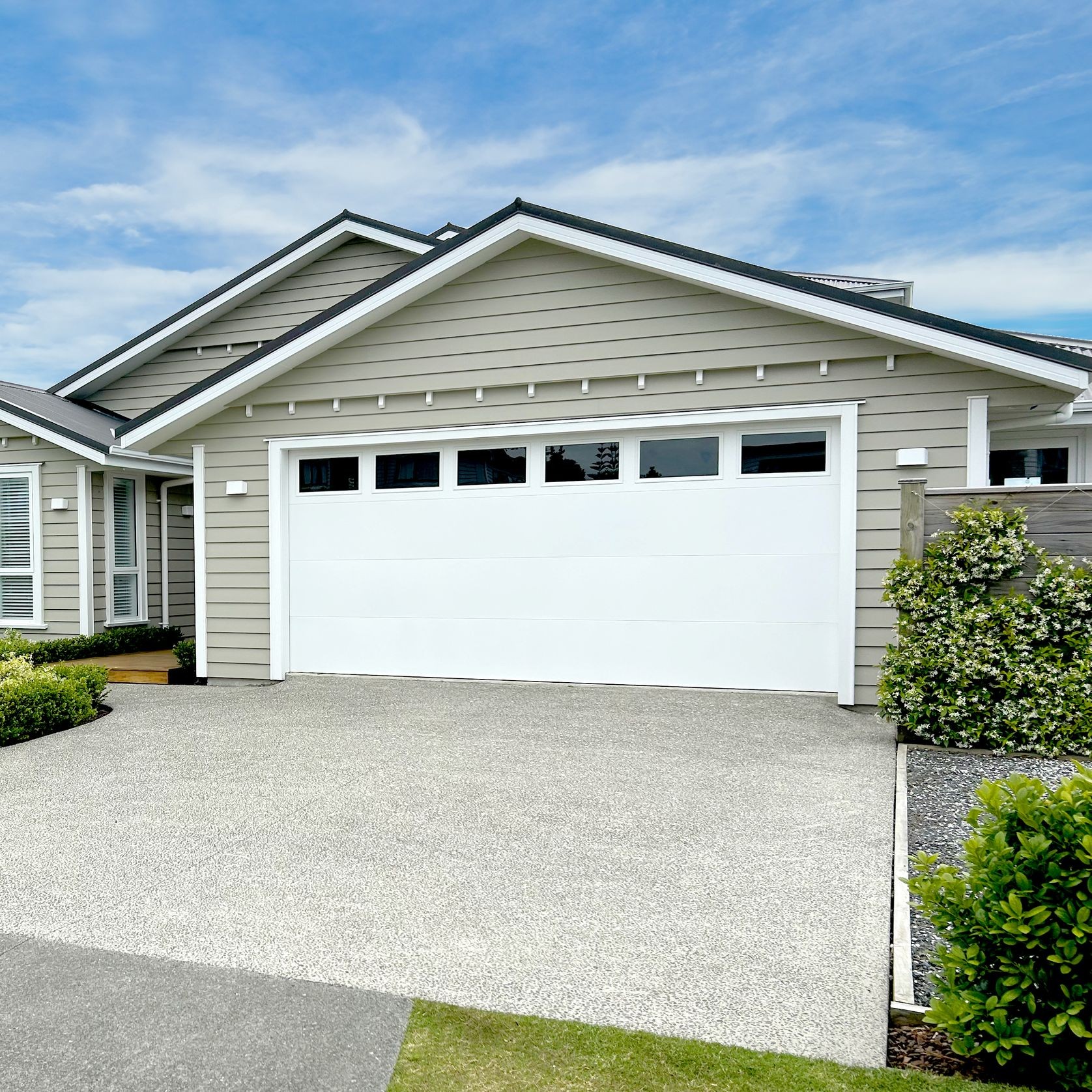 Woodgrain Colorsteel® Sectional Garage Door gallery detail image