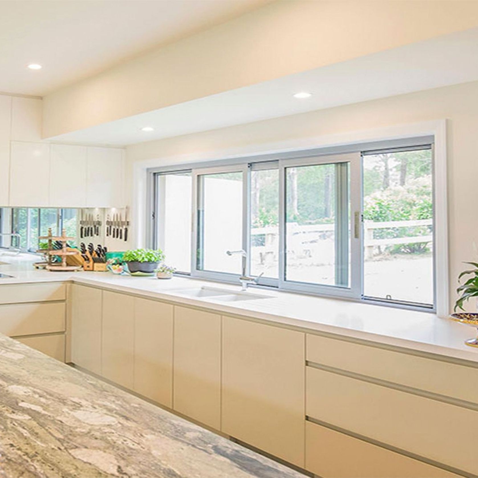 Elevate | Series 462 | Sliding Window (Double Sash) gallery detail image