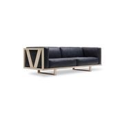 EJ555-3 Sofa by Erik Jørgensen gallery detail image