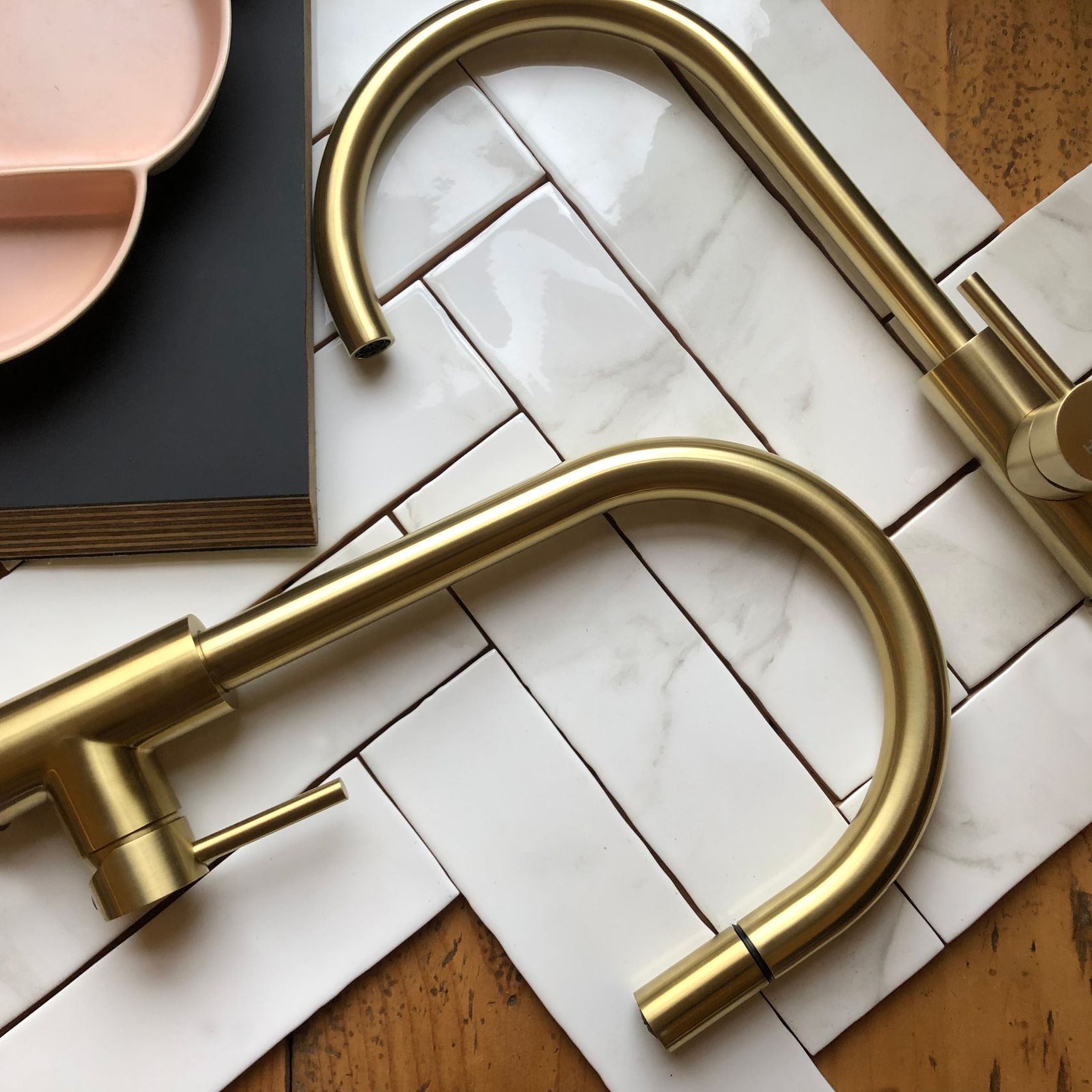Voda Gooseneck Pull Out Sink Mixer with Cold Start tech gallery detail image