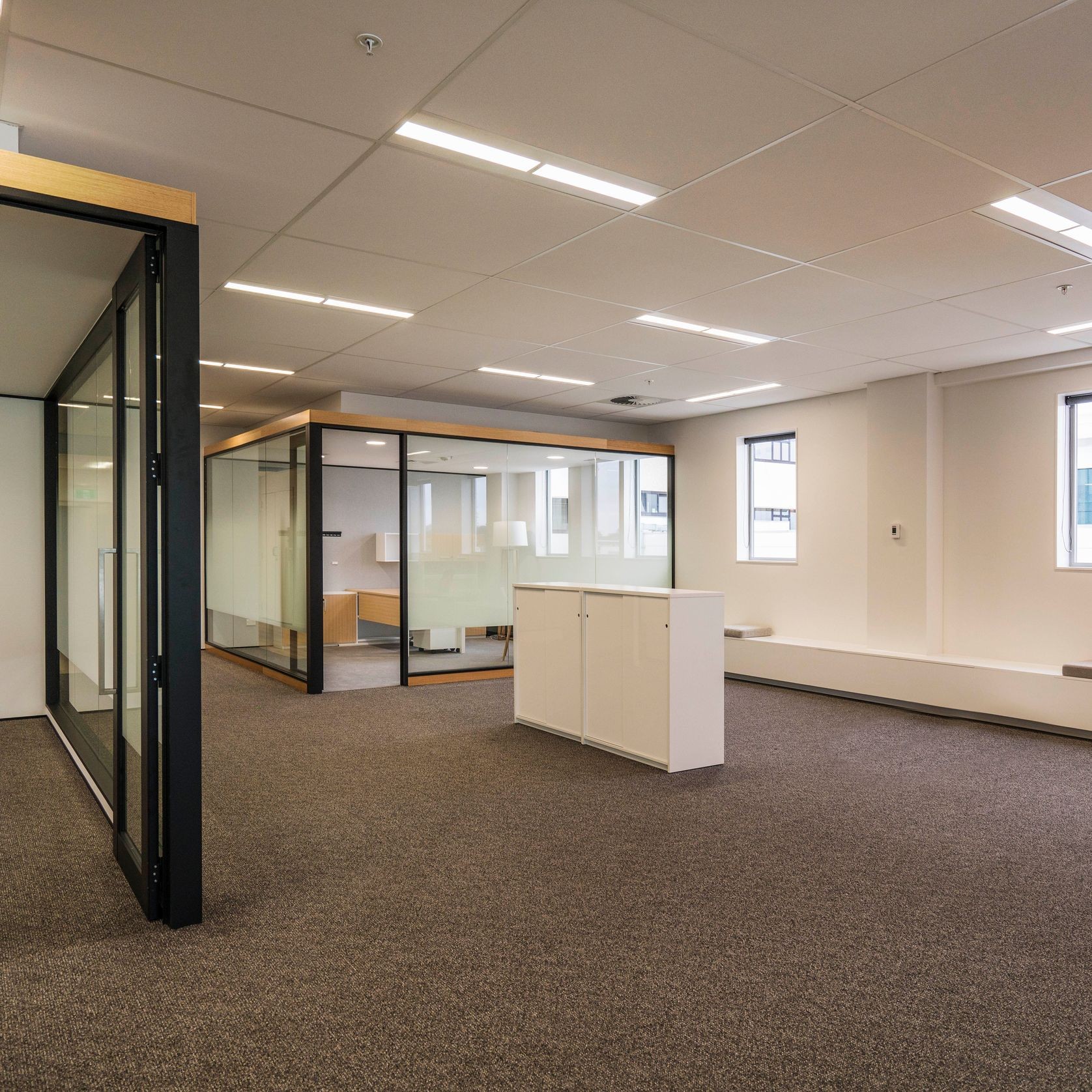 E Series 105 Aluminium Partition System gallery detail image