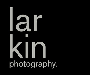 Larkin Photography company logo